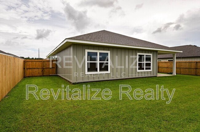 Building Photo - 14543 Dayton Cir
