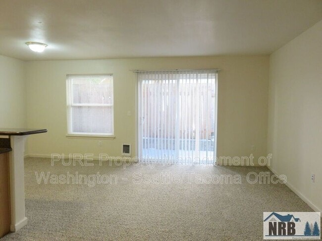 Building Photo - 4043 S Warner St