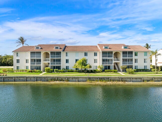 Building Photo - 4452 NE Ocean Blvd
