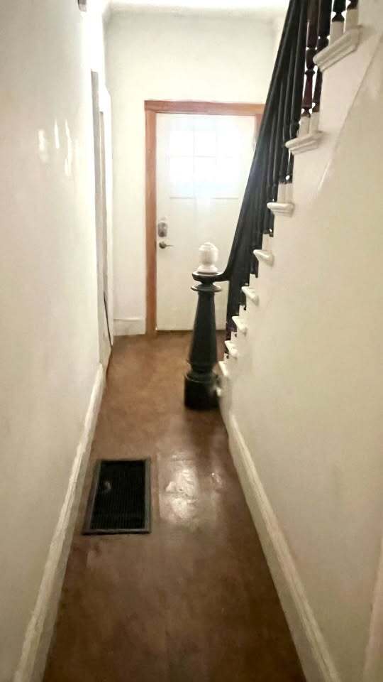 Building Photo - 92 Wallace St