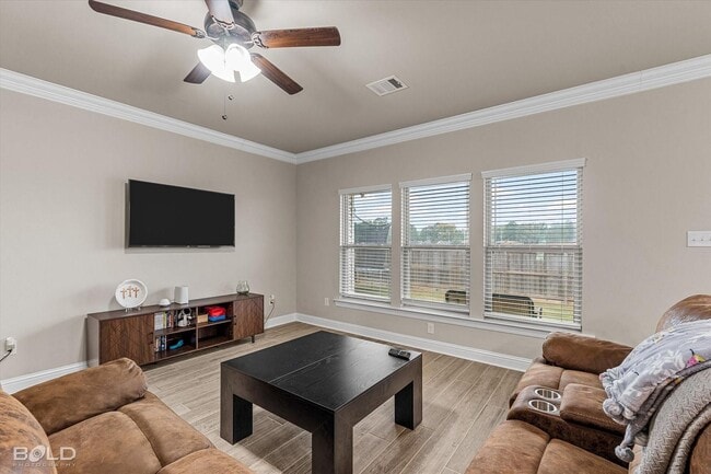 Building Photo - Legacy Pointe