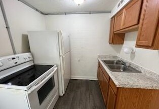 Building Photo - 5808 Stieren Dr