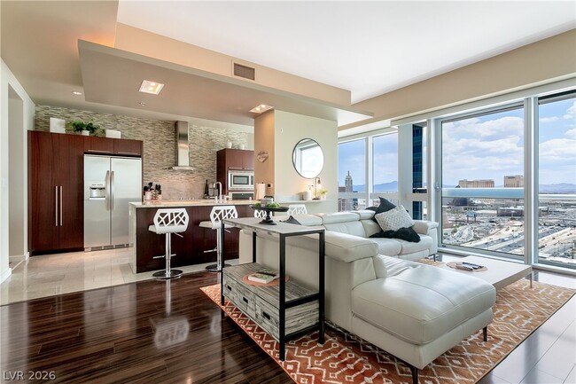 Building Photo - 4471 Dean Martin Dr