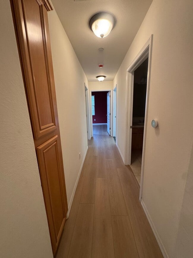 Building Photo - 2329S Eastbury Way, Santa Maria, CA 93455