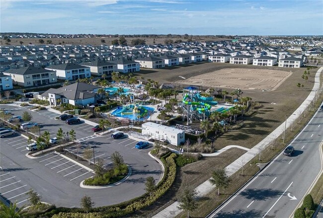 Building Photo - 9084 Sommerset Hills Dr