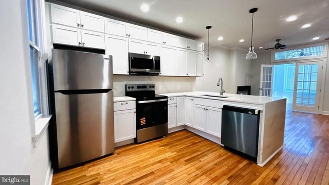 Building Photo - 1724 18th St NW