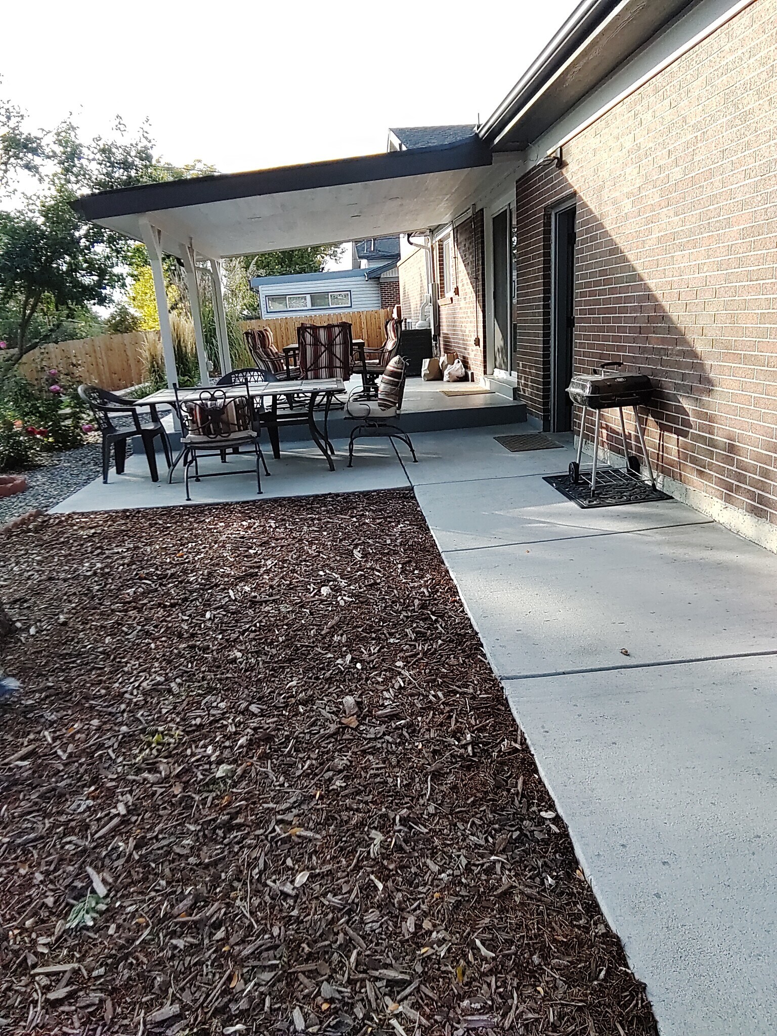 Building Photo - 1260 Kennedy Dr
