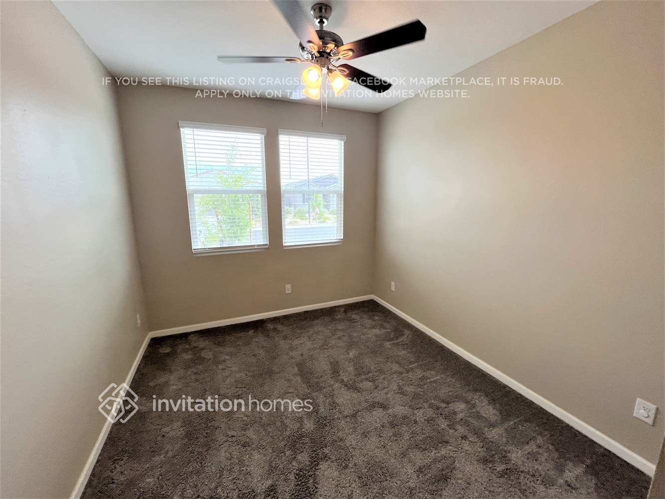Building Photo - 17816 W Daley Ln
