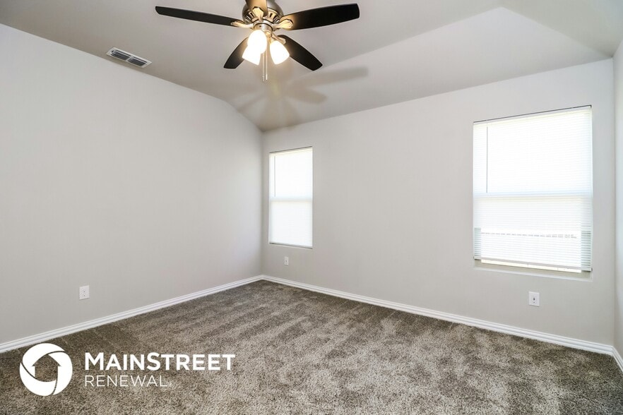 Building Photo - 6333 Armadillo Ct