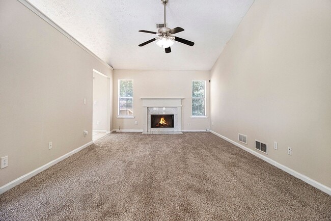 Building Photo - Rare Find: 4 Bedroom + 3 Bathroom + 2-Car ...