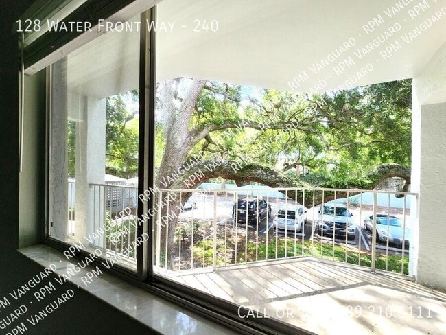 Building Photo - 128 Water Front Way