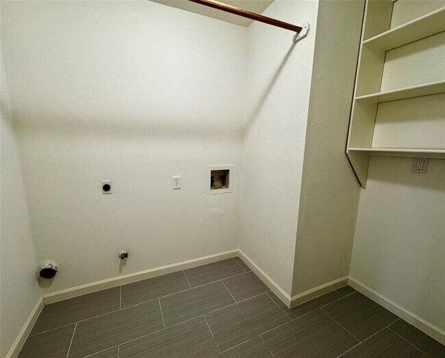 Building Photo - 11215 Slippery Elm Trail