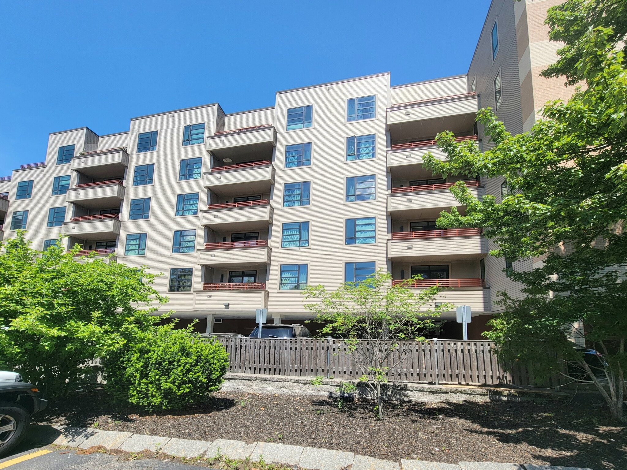 Building Photo - 1650 Commonwealth Ave