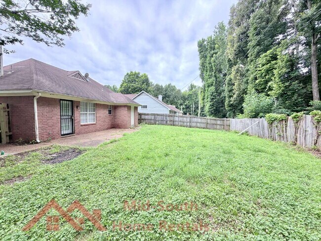Building Photo - 4473 Cleopatra Cove N