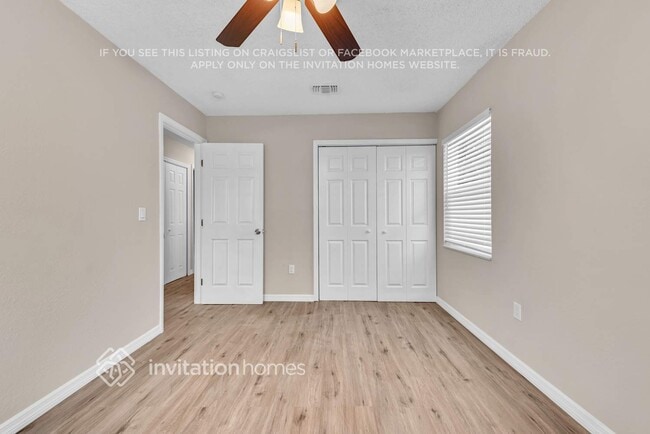 Building Photo - 6914 Voltaire Dr