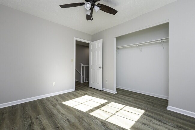 Building Photo - Spacious 3BR/2.5BA with Fenced Yard & Attached Garage in Piedmont $1,850/mo rent