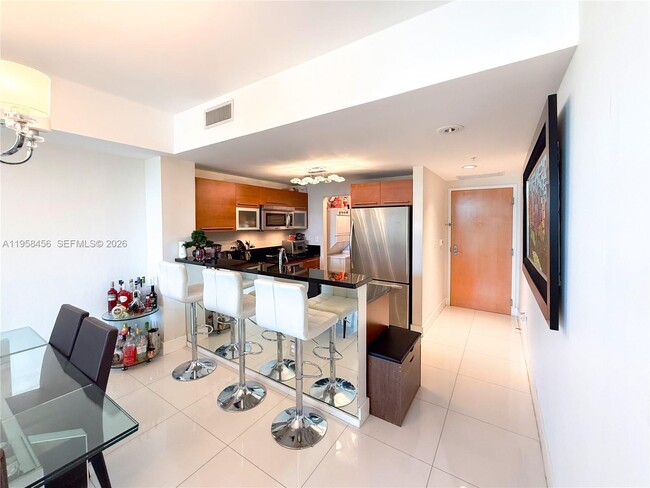 Building Photo - 253 NE 2nd St