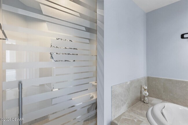 Building Photo - 241 Riverside Dr