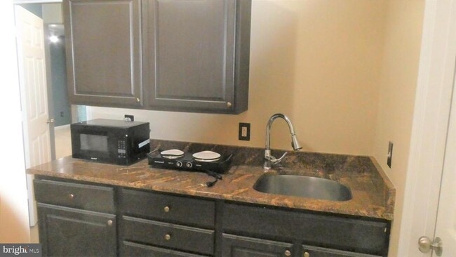 Building Photo - 8515 Preakness Pl