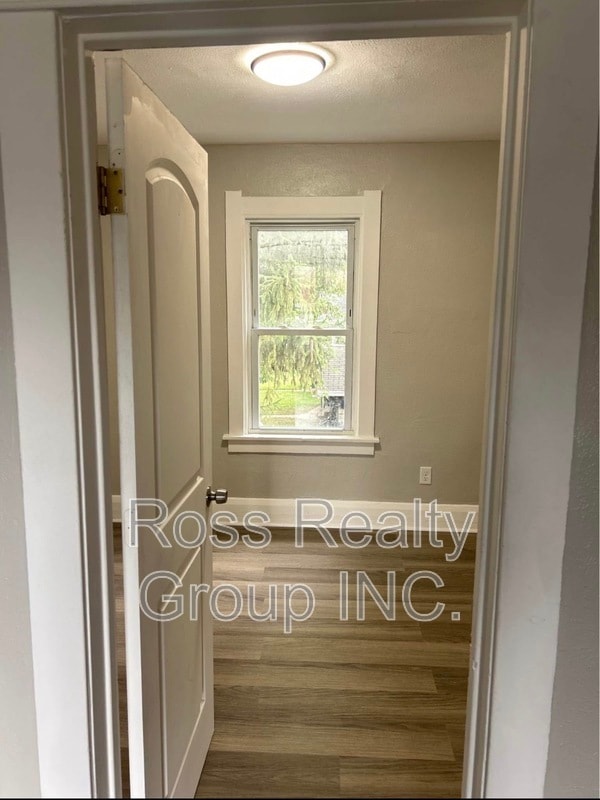 Building Photo - 711 Woodstock Ave