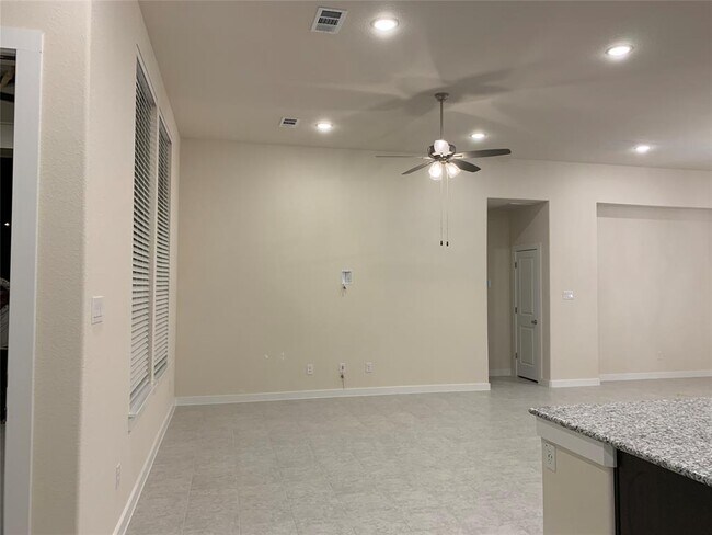 Building Photo - 117 Stone Fork Ln