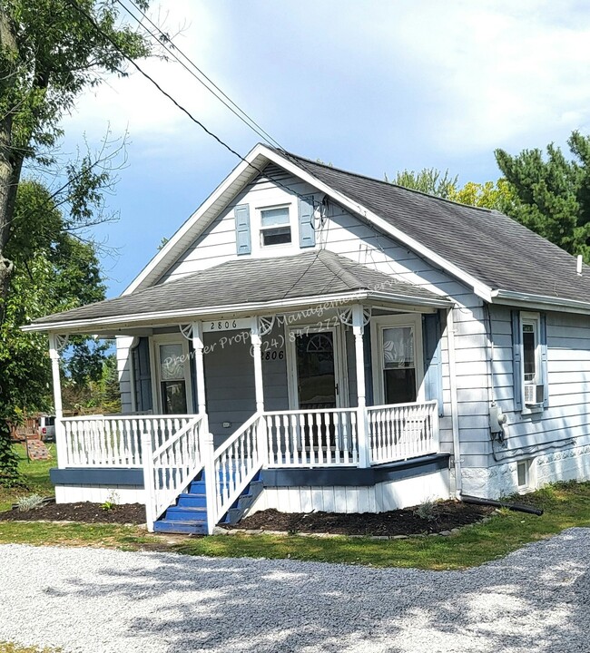 Primary Photo - 2806 Mercer West Middlesex Rd