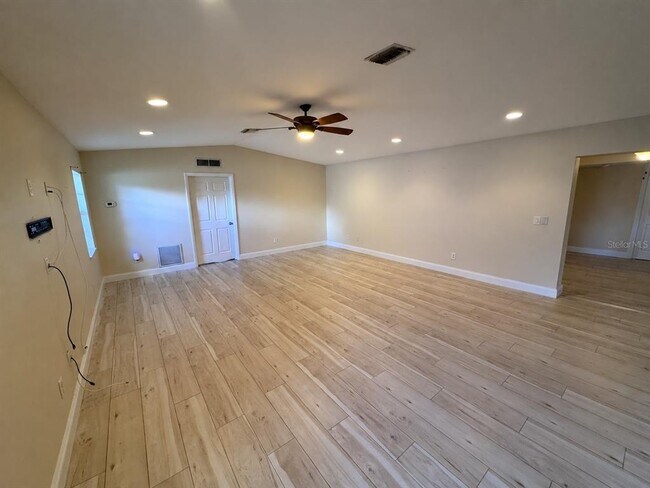 Building Photo - 8915 59th Way