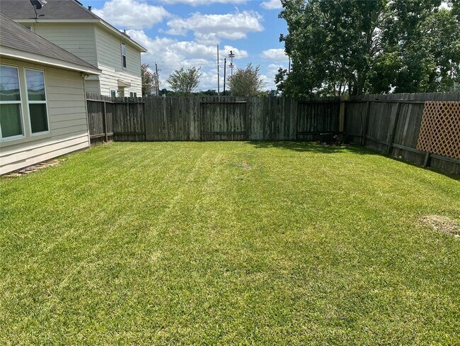 Building Photo - 11418 El Diamante Dr
