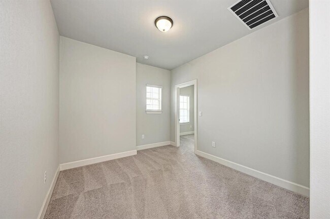 Building Photo - 12811 Stanford Dr