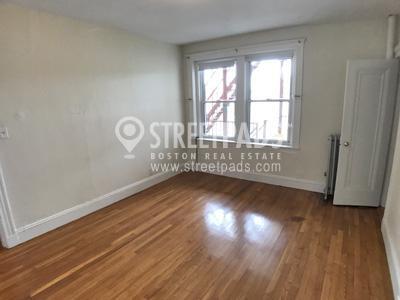 Primary Photo - bedroom in Boston MA 02135