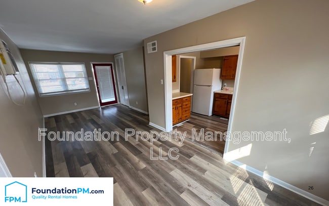 Building Photo - 1624 Mary Dr