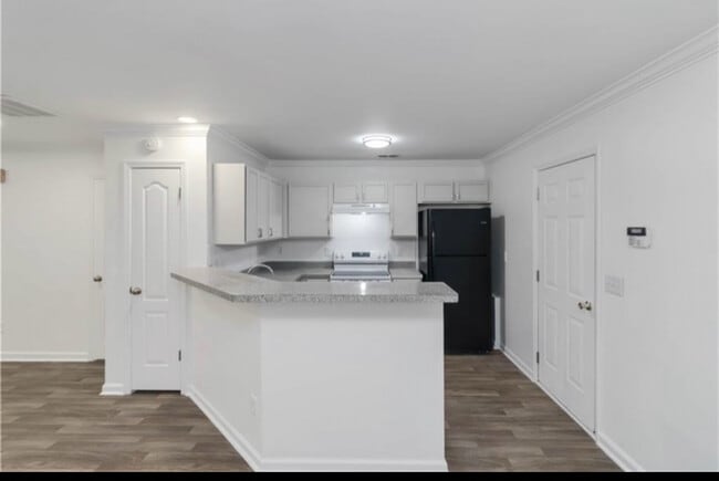 Building Photo - 3541 Parc Cir SW