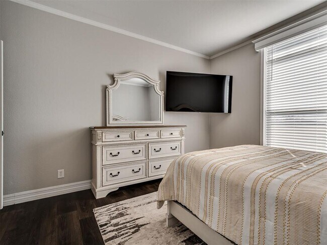 Building Photo - 7601 SW 119th St