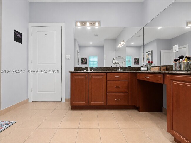 Building Photo - 2908 Hidden Harbour Ct