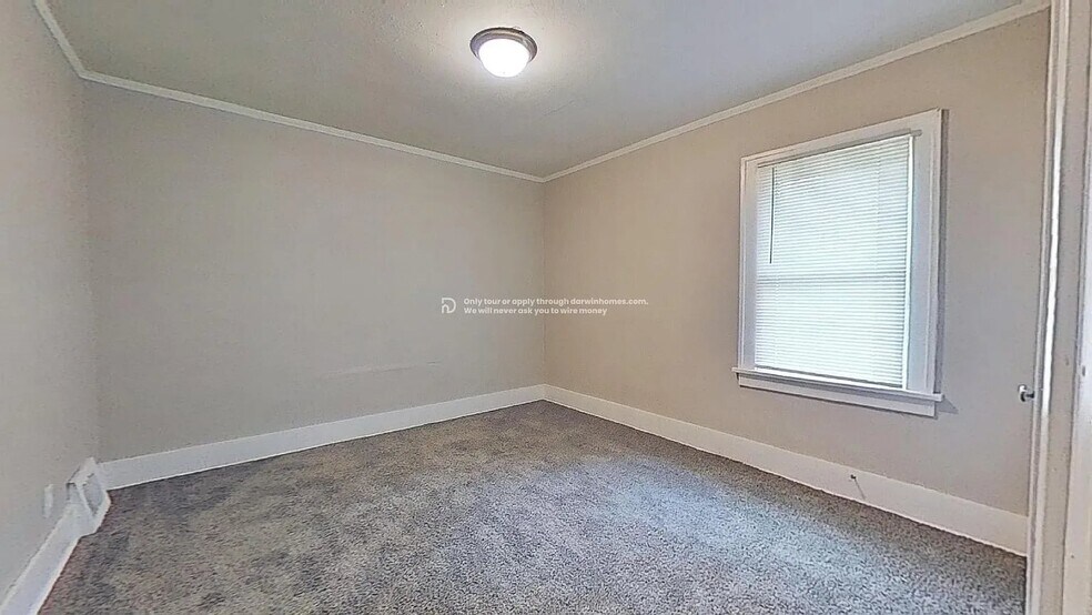 Building Photo - 2216 N Linsley Ct