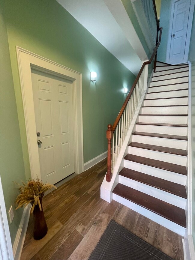 Building Photo - 265-267 Cambridge Ave