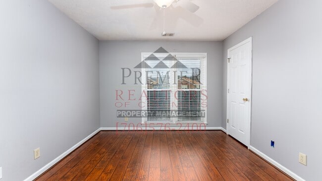 Building Photo - 7039 Stoneybrook Dr