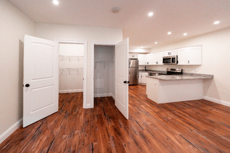 Building Photo - 19 Academy Dr