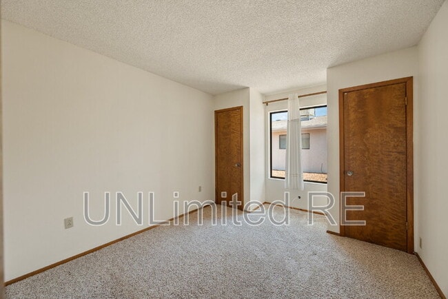 Building Photo - 1125 Arrowhead Ln