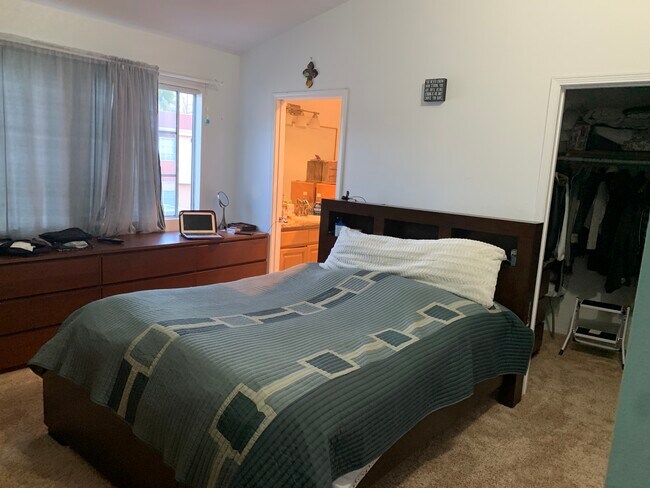 suite view - 4315 W 145th St