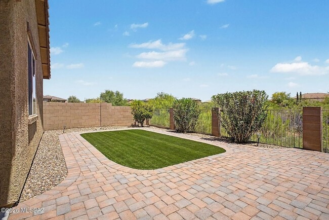 Building Photo - 12818 N Dutch Dr