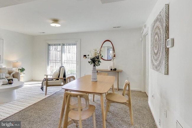 Building Photo - 1404 Pacific Ave