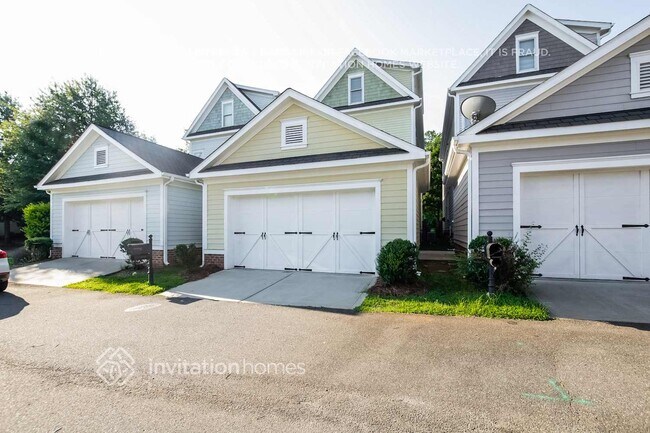 Building Photo - 302 Keener Blvd