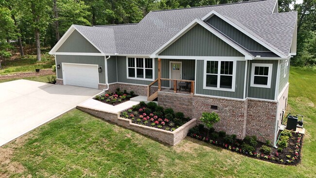 Building Photo - 87 Rountree Dr