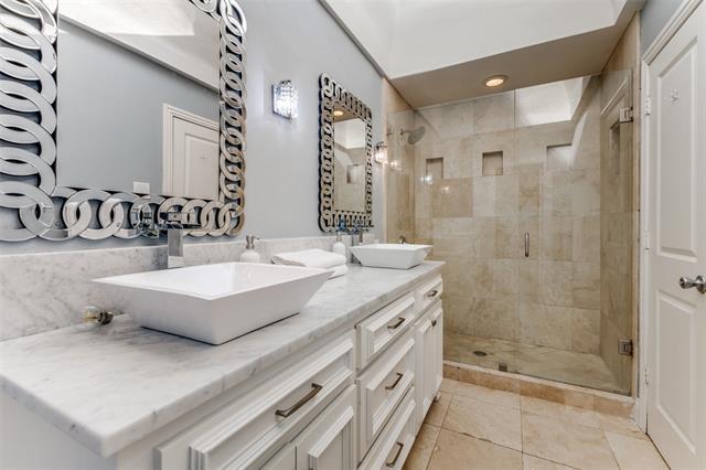 Building Photo - 3778 Shorecrest Dr