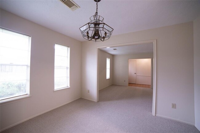 Building Photo - 13214 Ensley Wood Dr