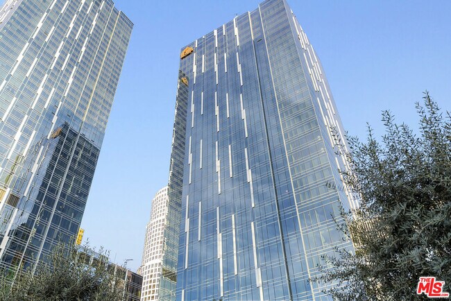 Building Photo - 877 Francisco St