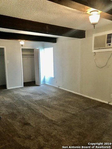 Building Photo - 127 Grecian Dr
