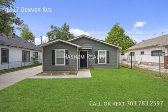 Building Photo - 1317 Denver Ave