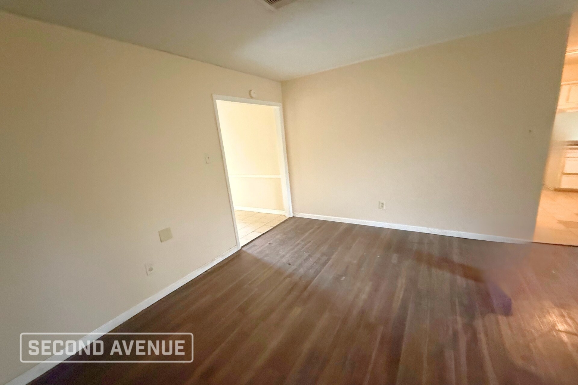 Building Photo - 10631 Sagewillow Ln